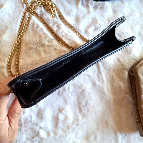 Holiday Purse Black Snake Embossed Goldtone Square Shoulder Crossbody Clutch - Picture 4 of 10